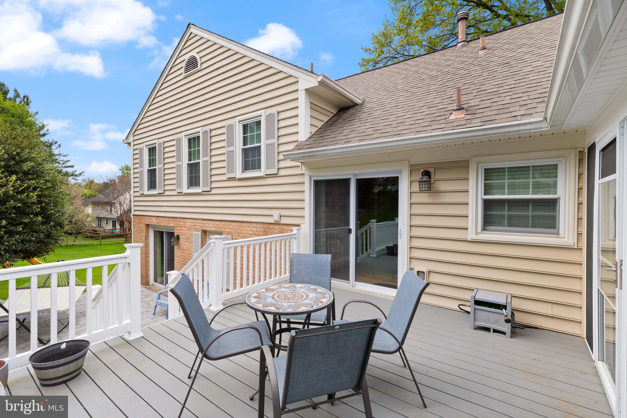 6 CHANCELET COURT