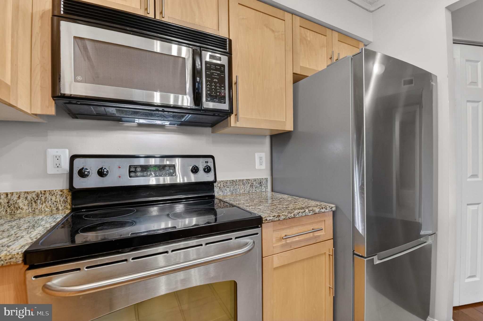 10101 GROSVENOR 701