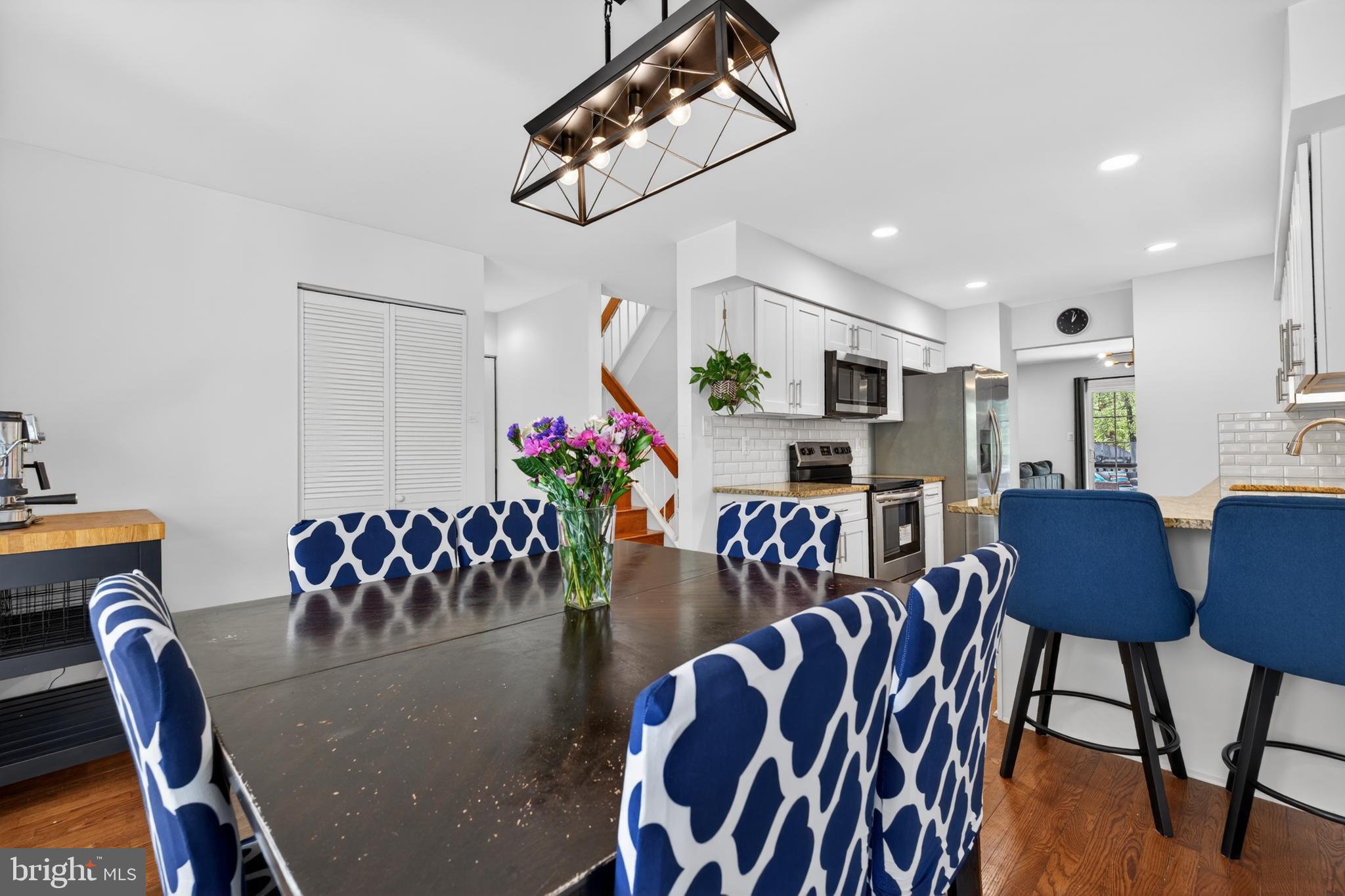 1327 CARLSBAD DRIVE