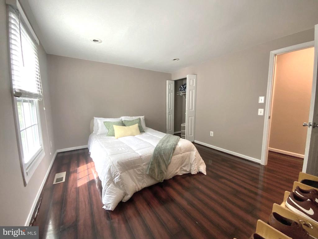 13077 OPEN HEARTH