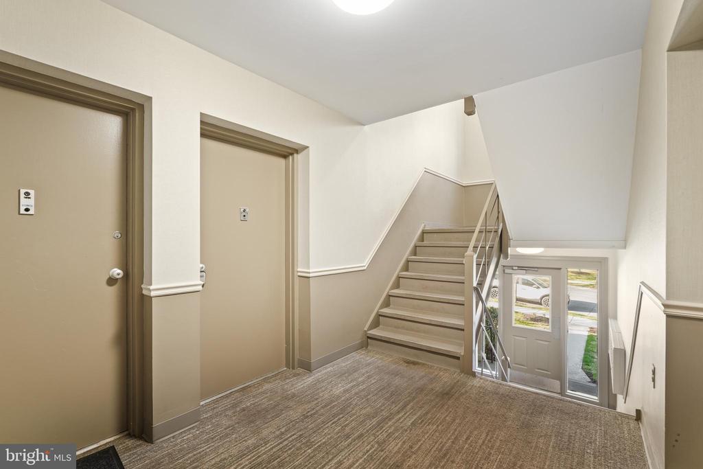 10630 MONTROSE AVENUE 104
