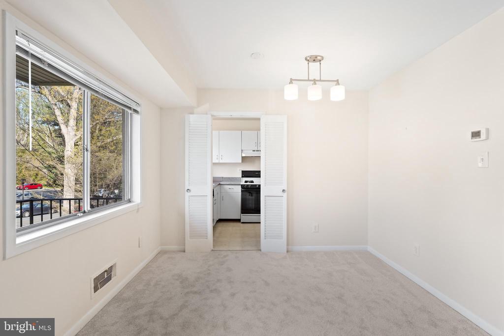 10630 MONTROSE AVENUE 104