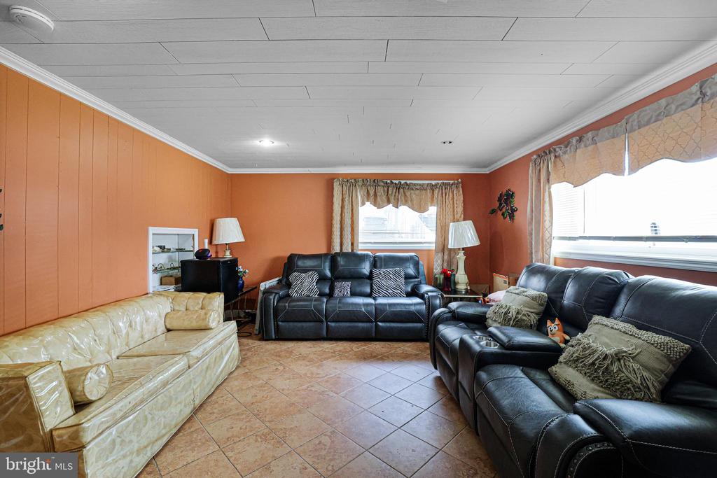 13206 MAY COURT