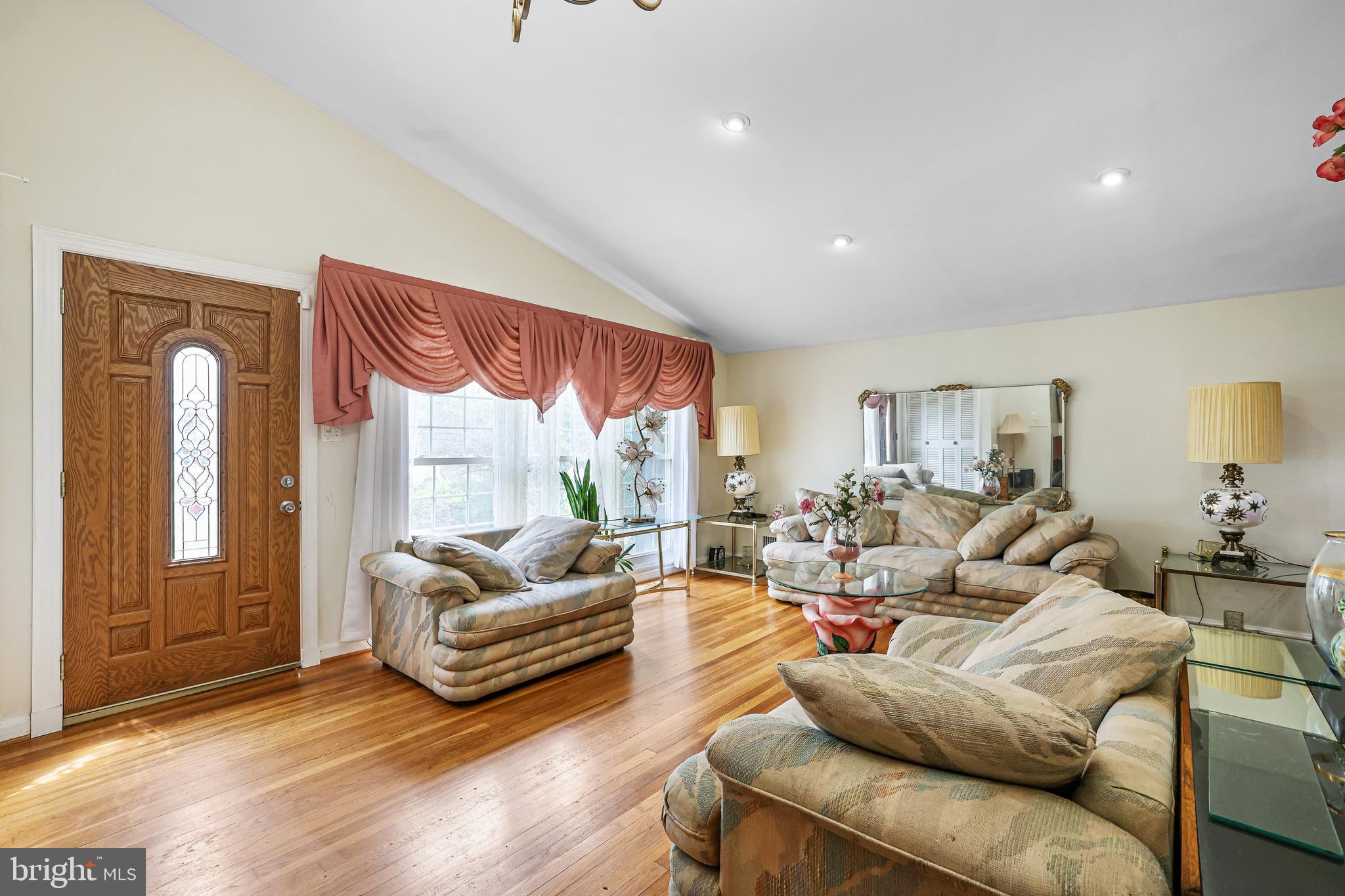 13206 MAY COURT