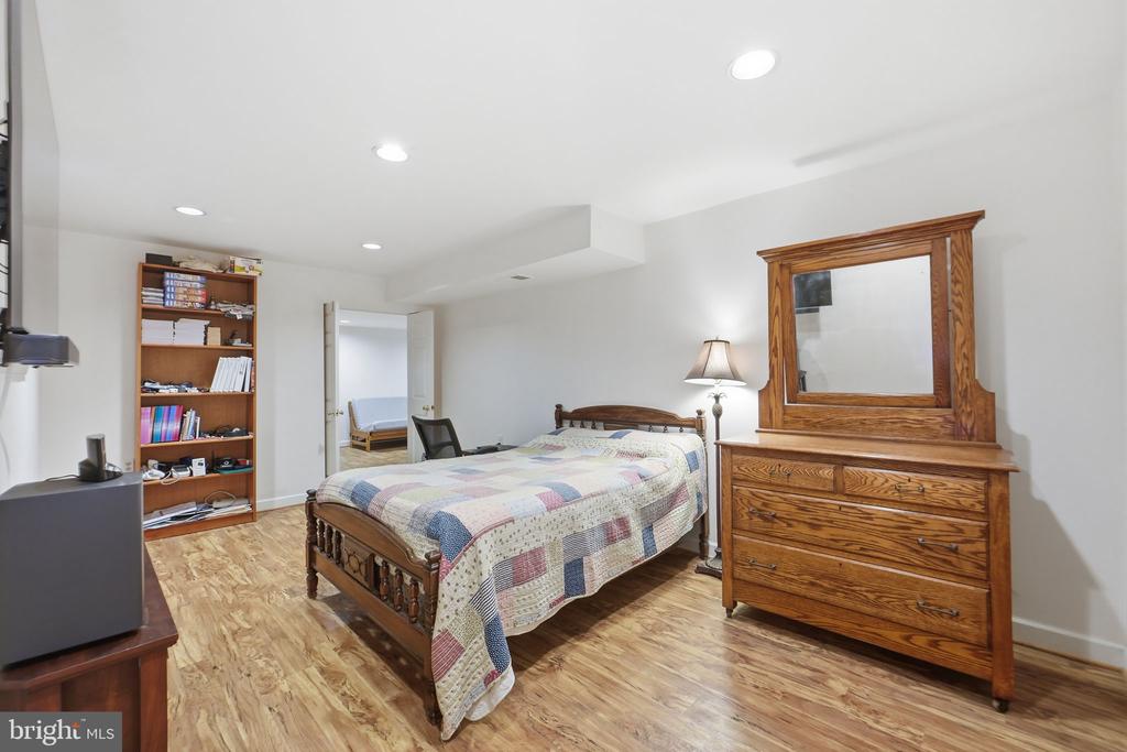9509 SNYDER MILL COURT
