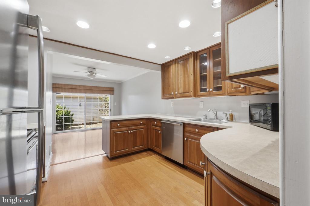 9402 QUILL PLACE