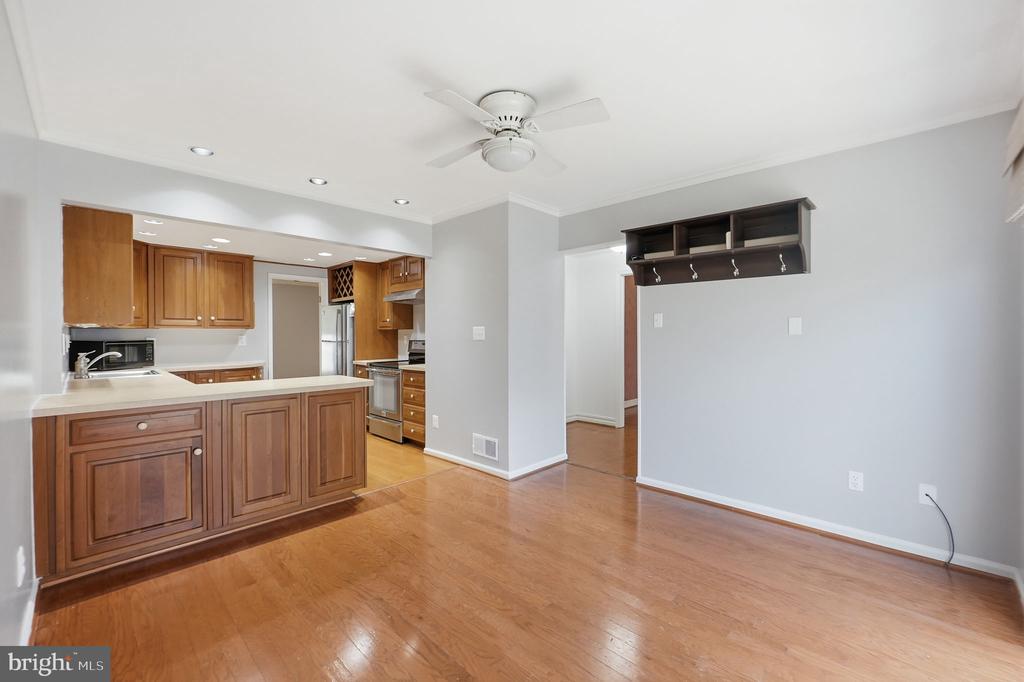 9402 QUILL PLACE