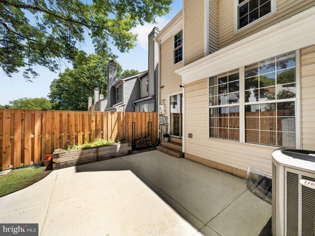 14913 HABERSHAM CIRCLE