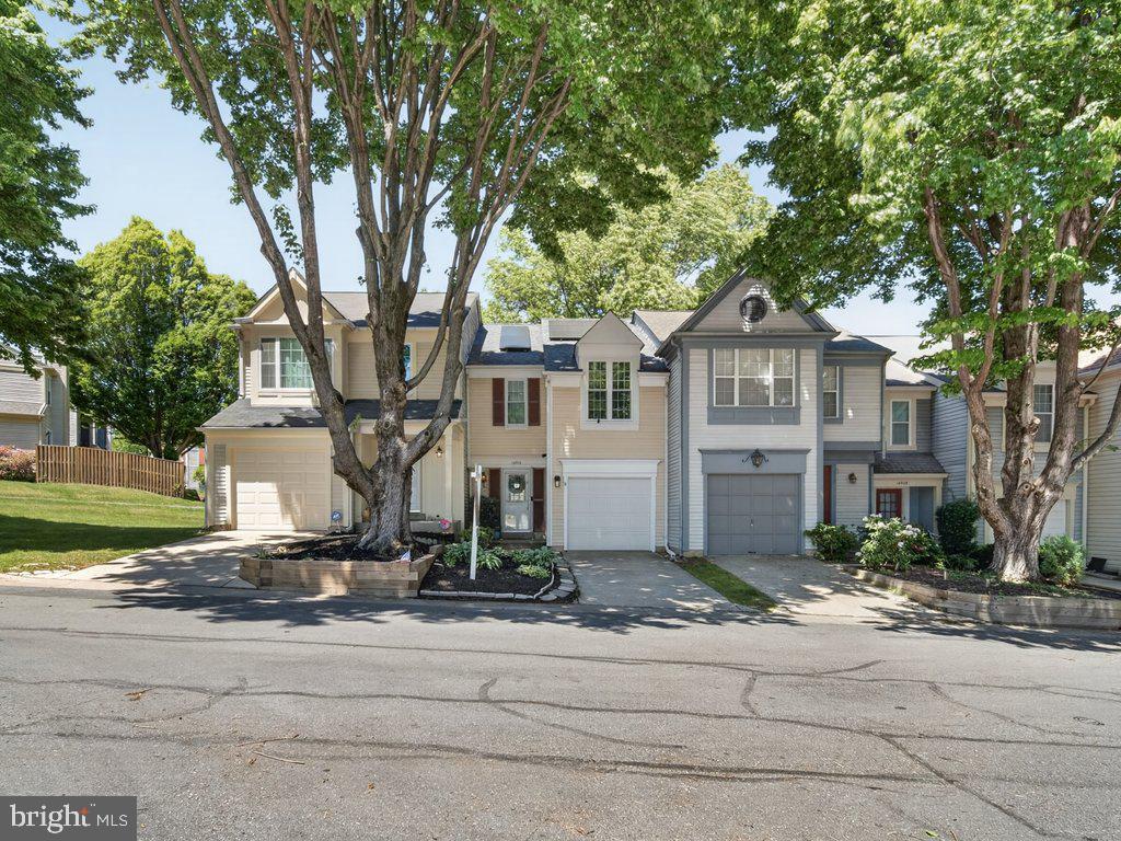 14913 HABERSHAM CIRCLE