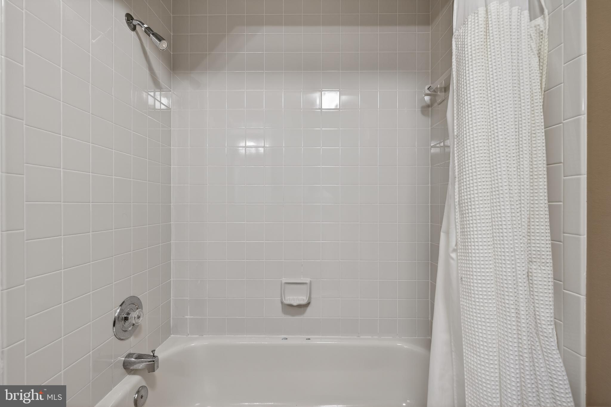 6 GALESVILLE COURT