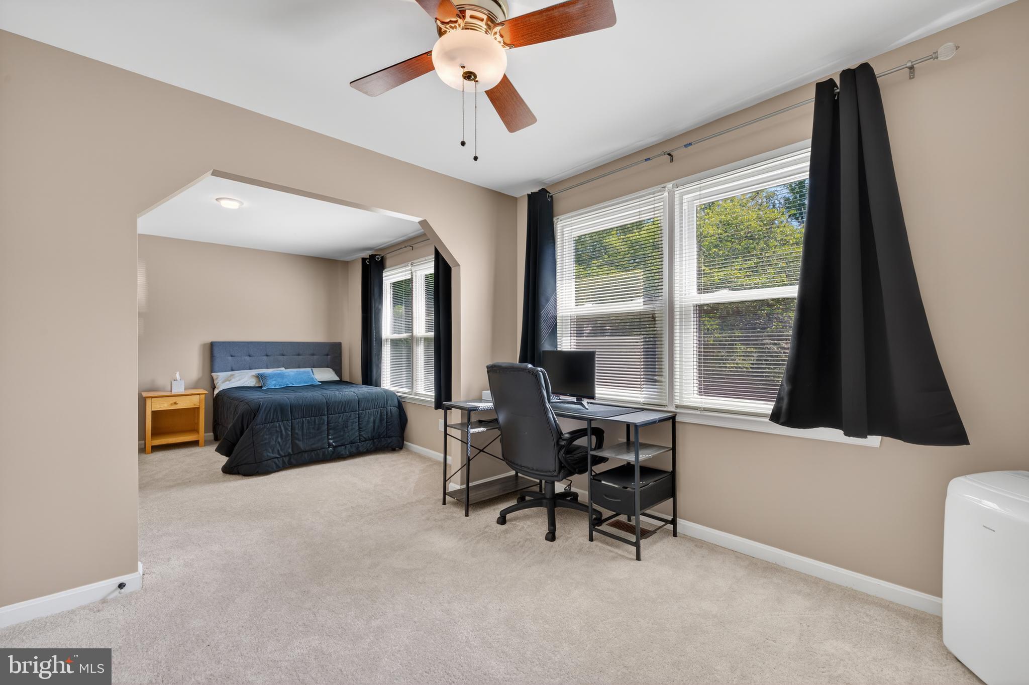 6 GALESVILLE COURT