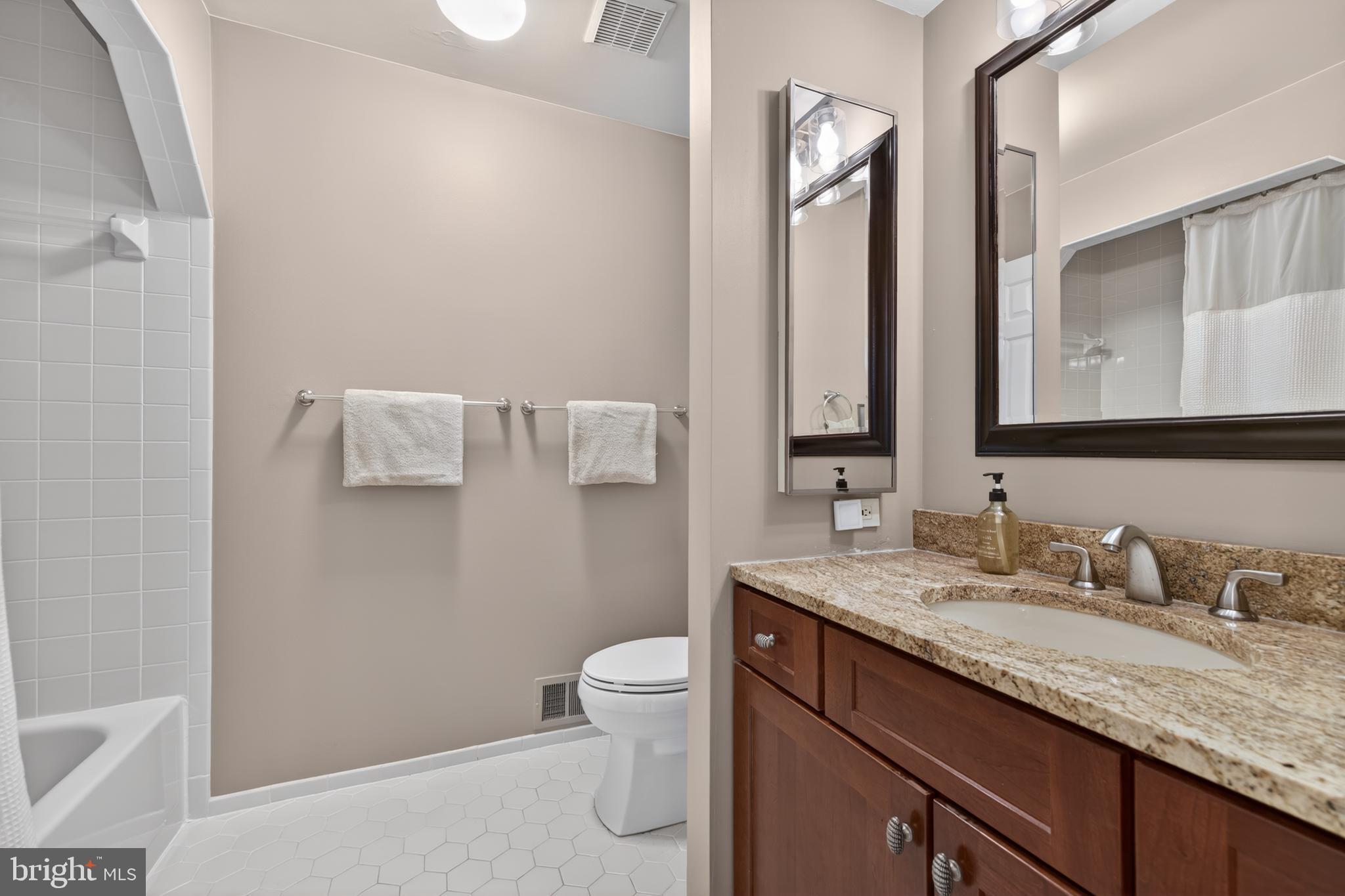 6 GALESVILLE COURT