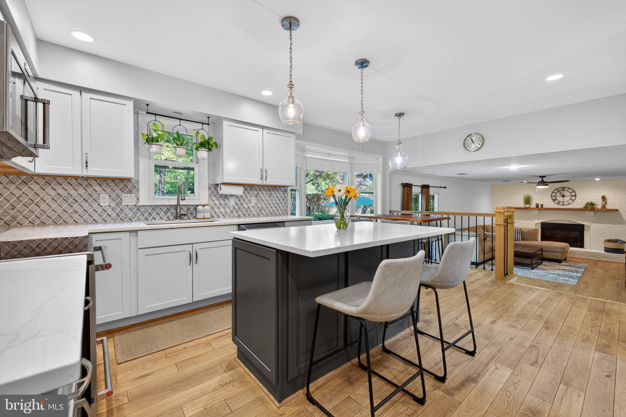 6 GALESVILLE COURT