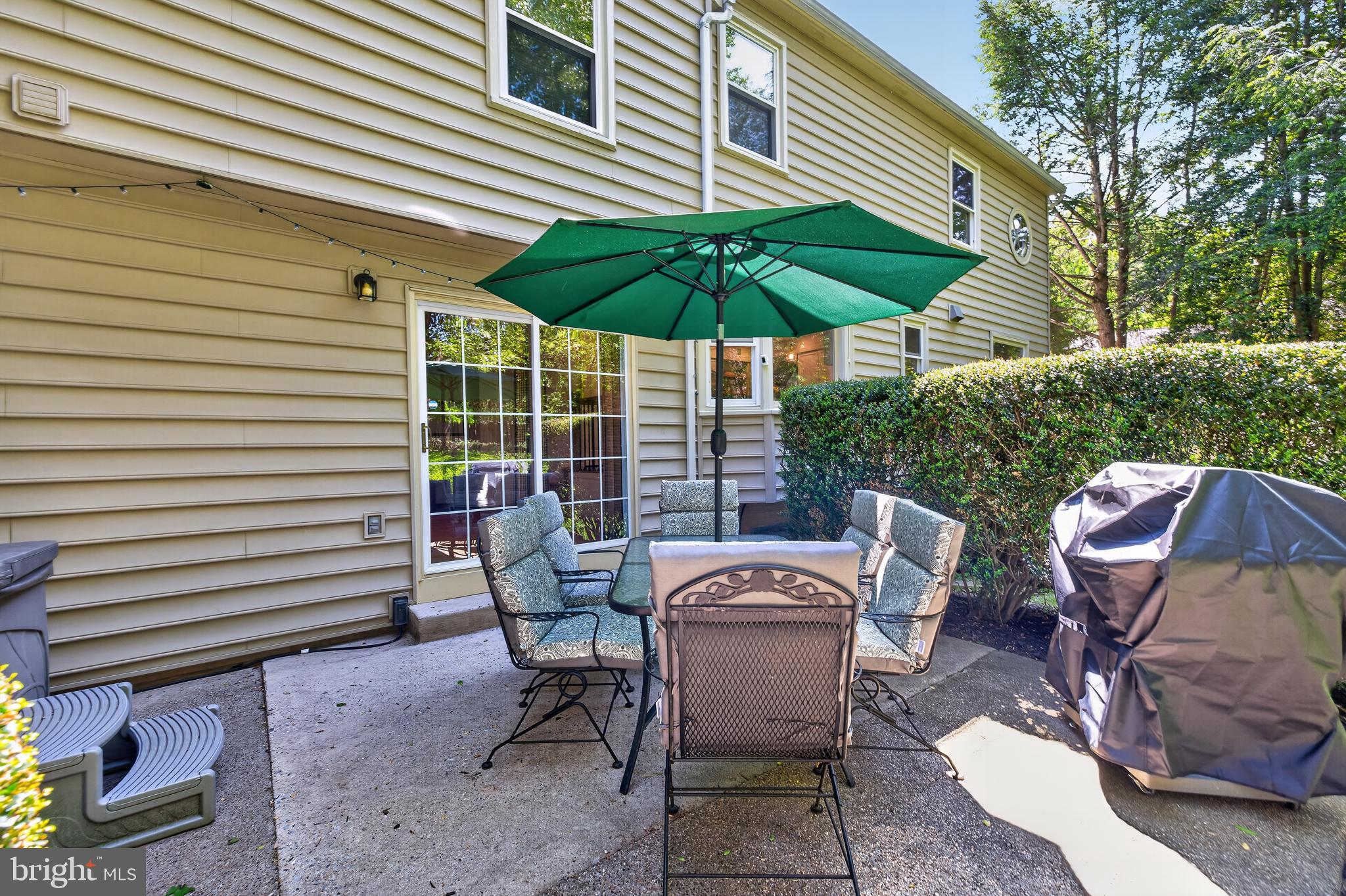 6 GALESVILLE COURT