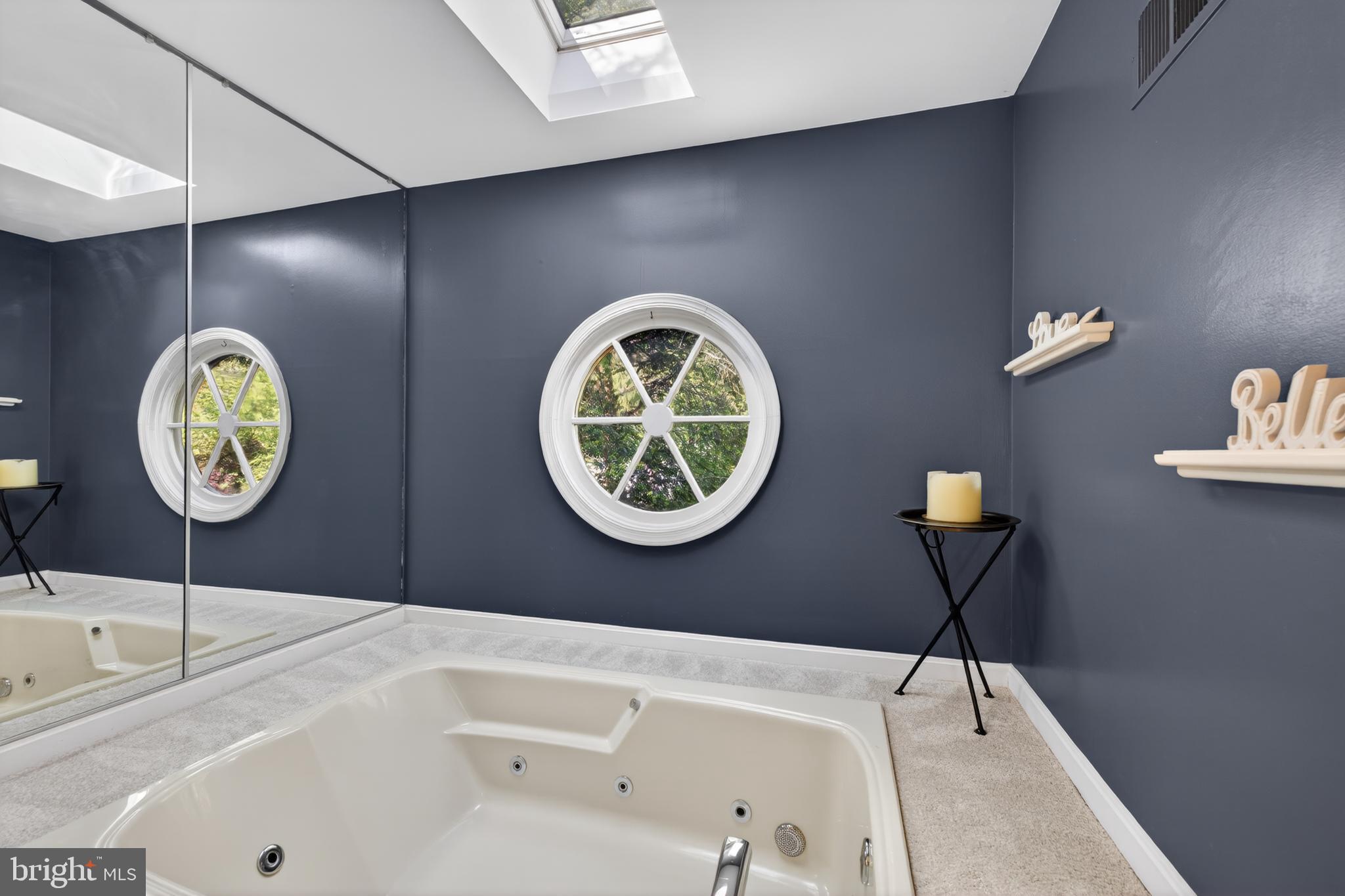 6 GALESVILLE COURT