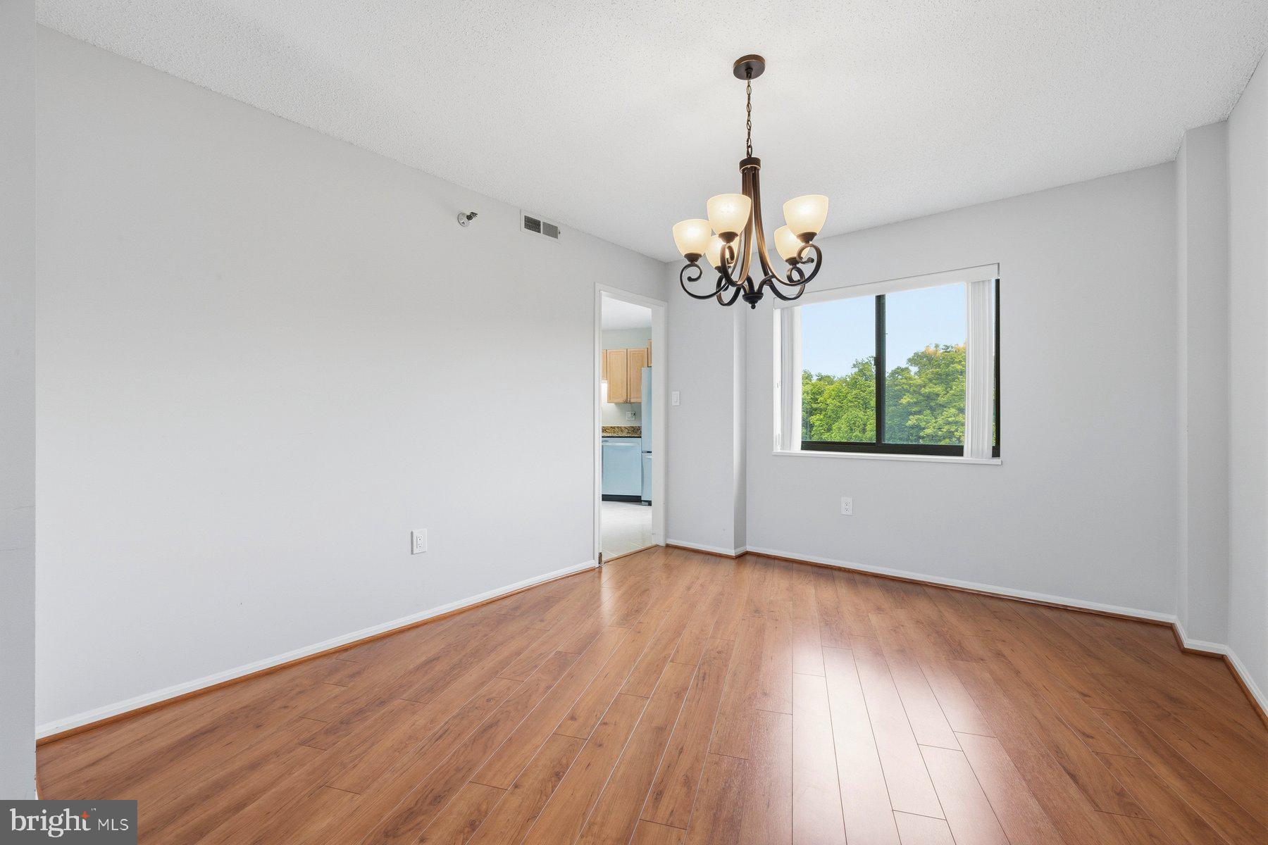 15101 INTERLACHEN DRIVE 1-412