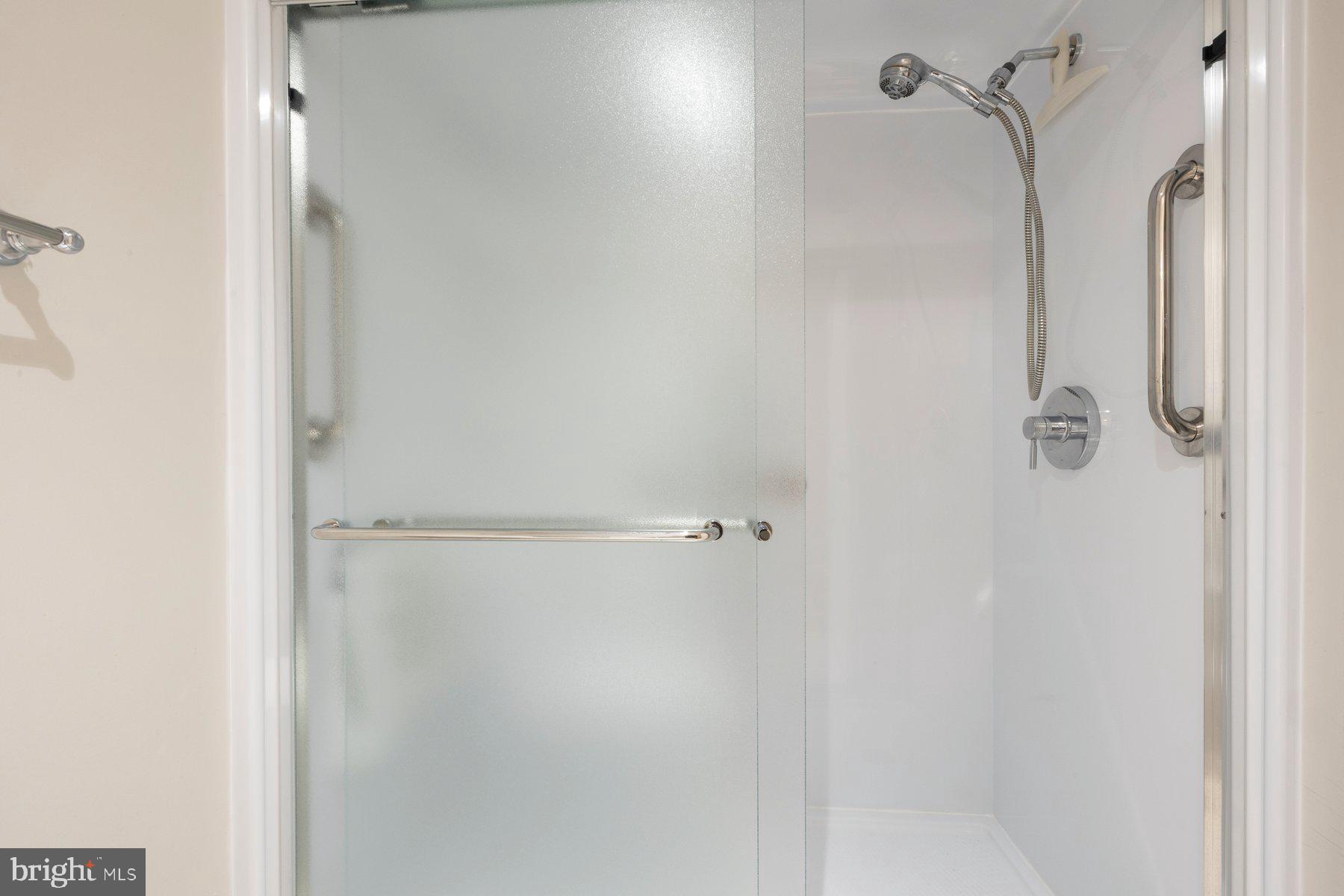 15101 INTERLACHEN DRIVE 1-412