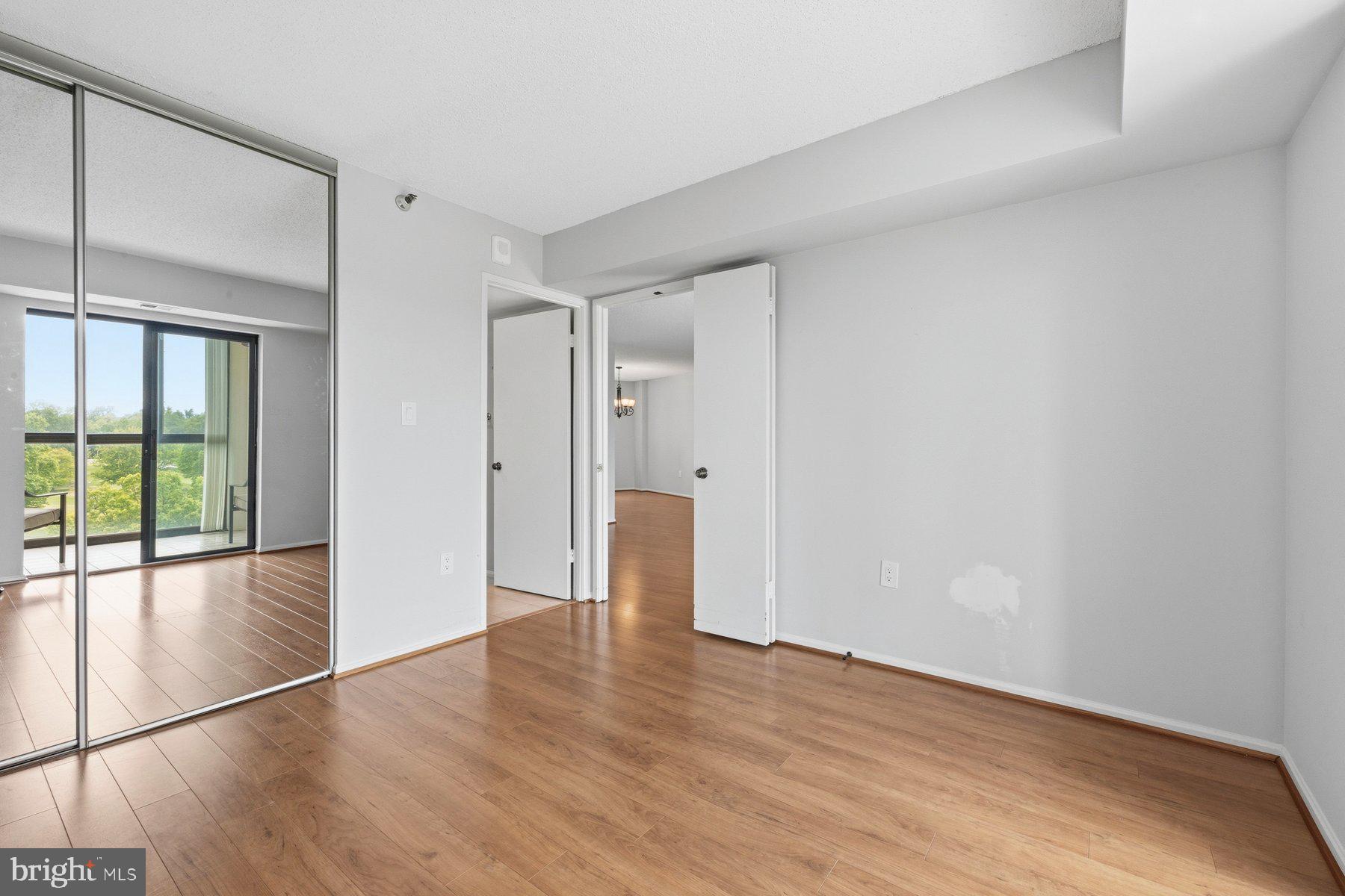 15101 INTERLACHEN DRIVE 1-412