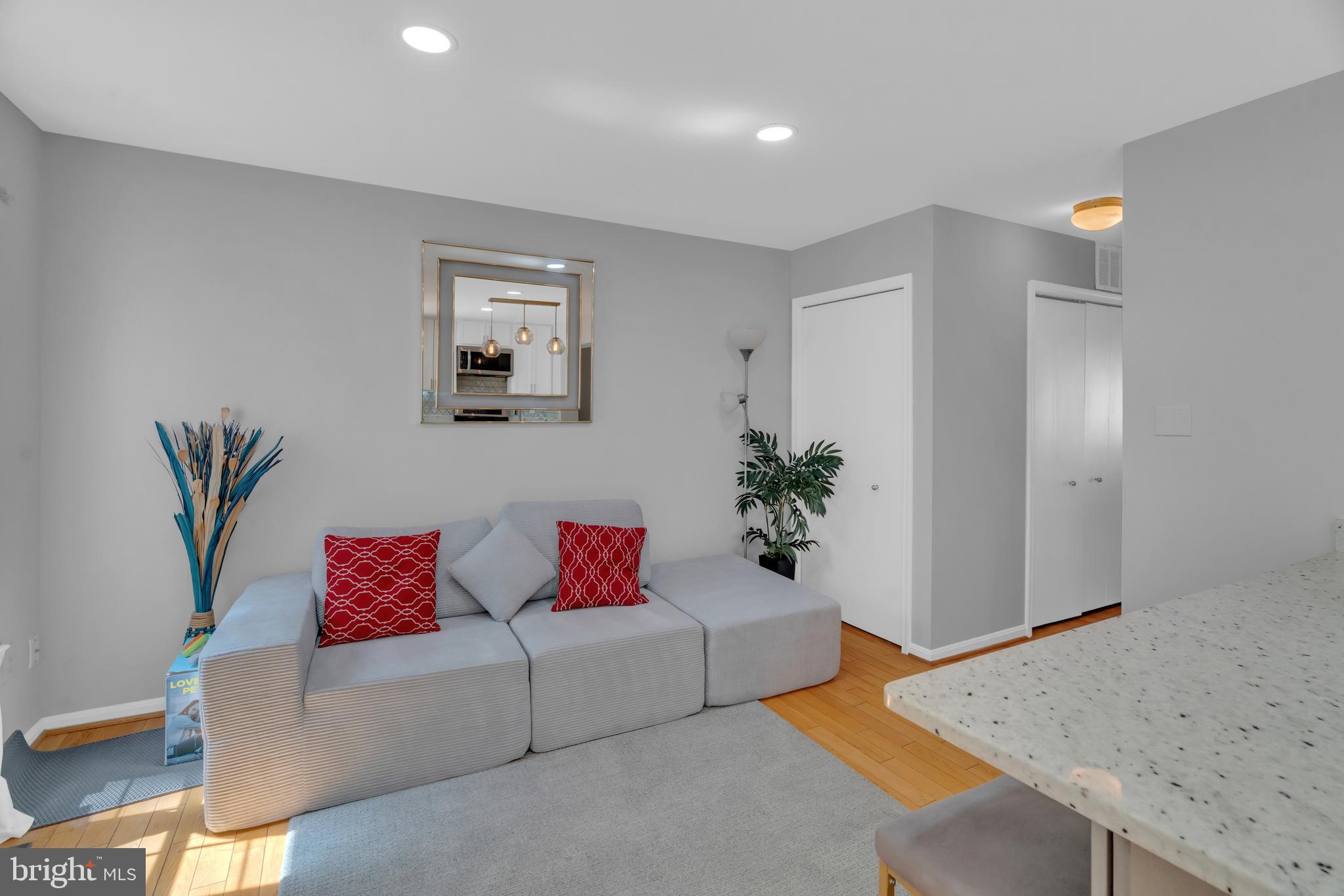 1530 INGRAM TERRACE