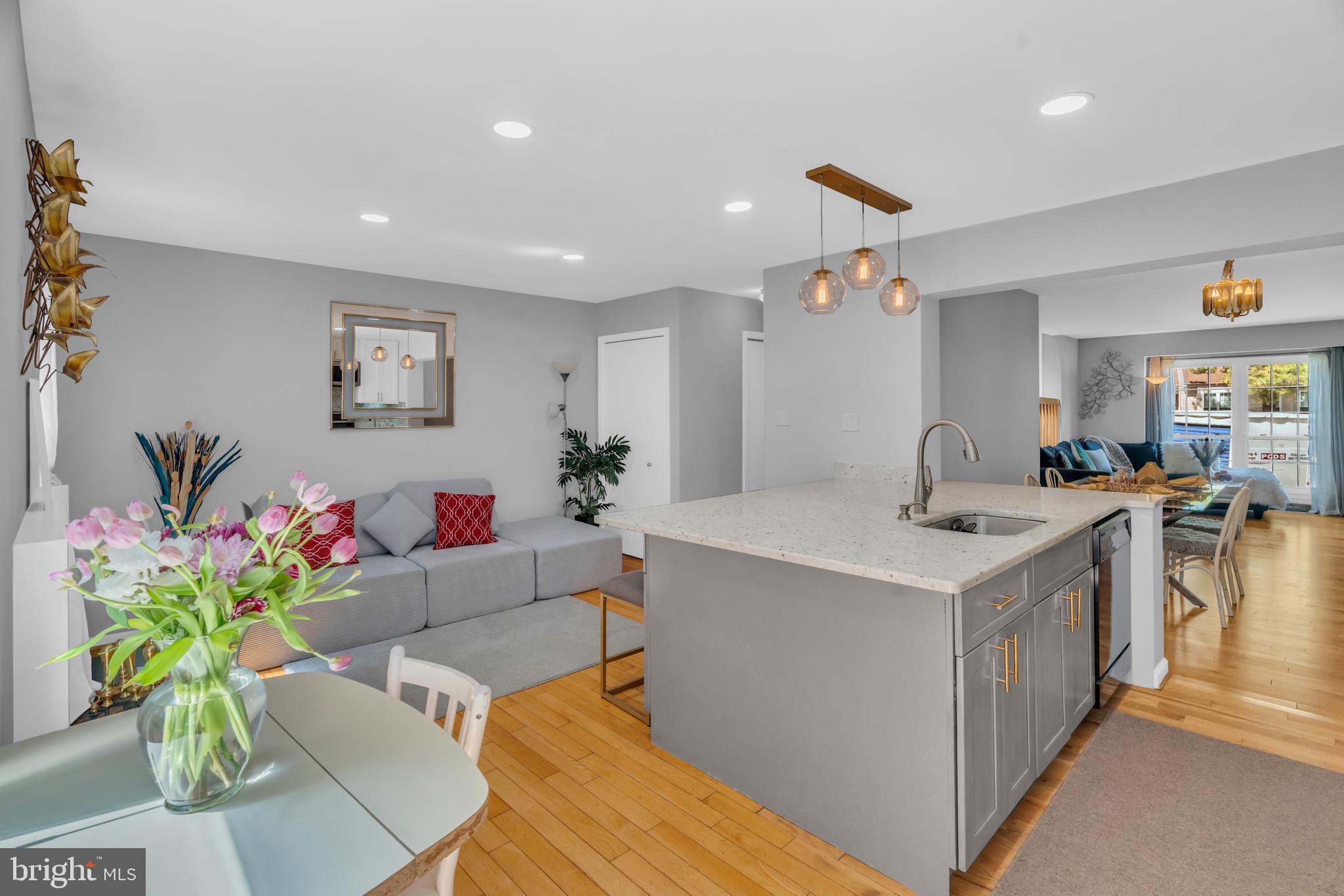 1530 INGRAM TERRACE