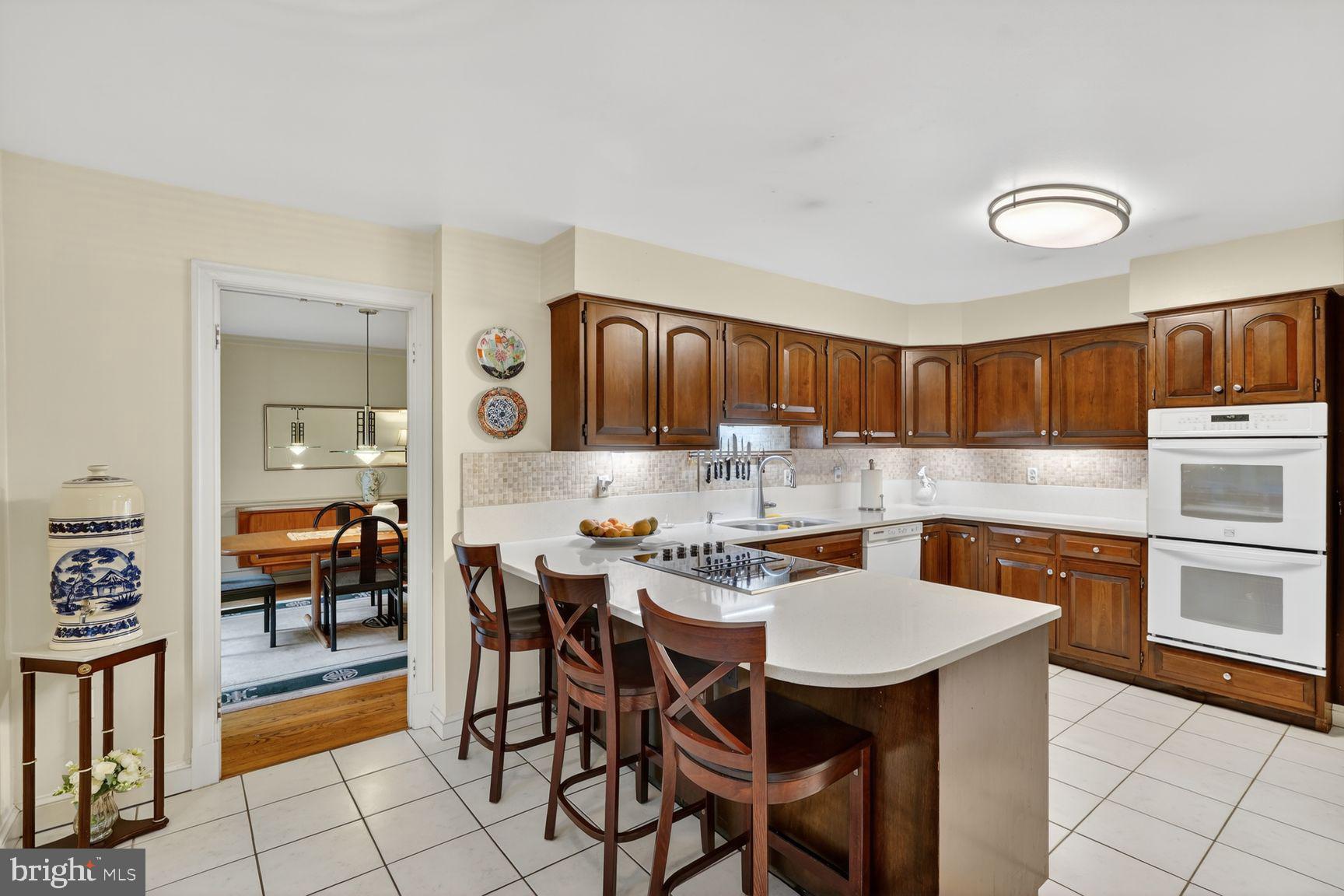 13600 VALLEY DRIVE