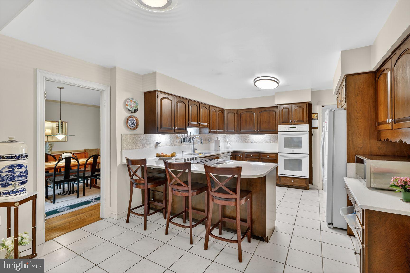 13600 VALLEY DRIVE