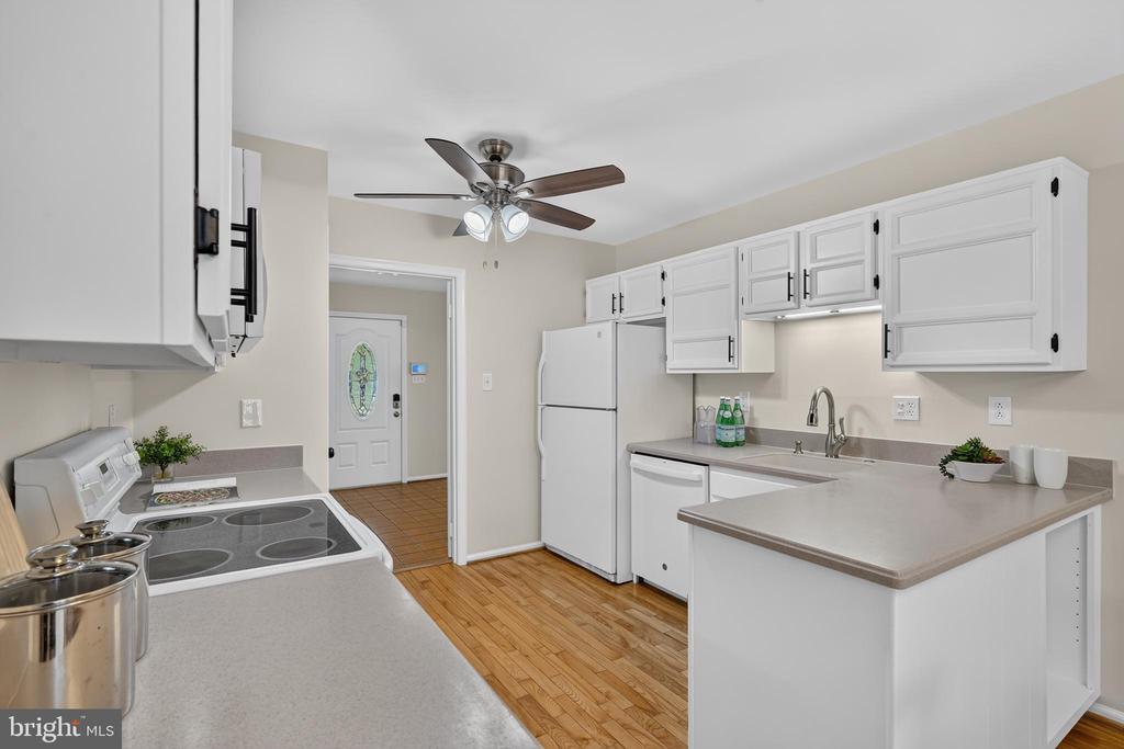 11000 LOPA LANE