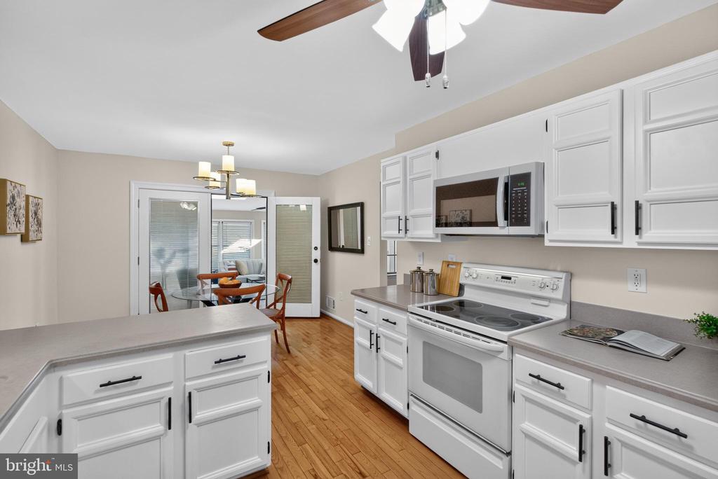 11000 LOPA LANE