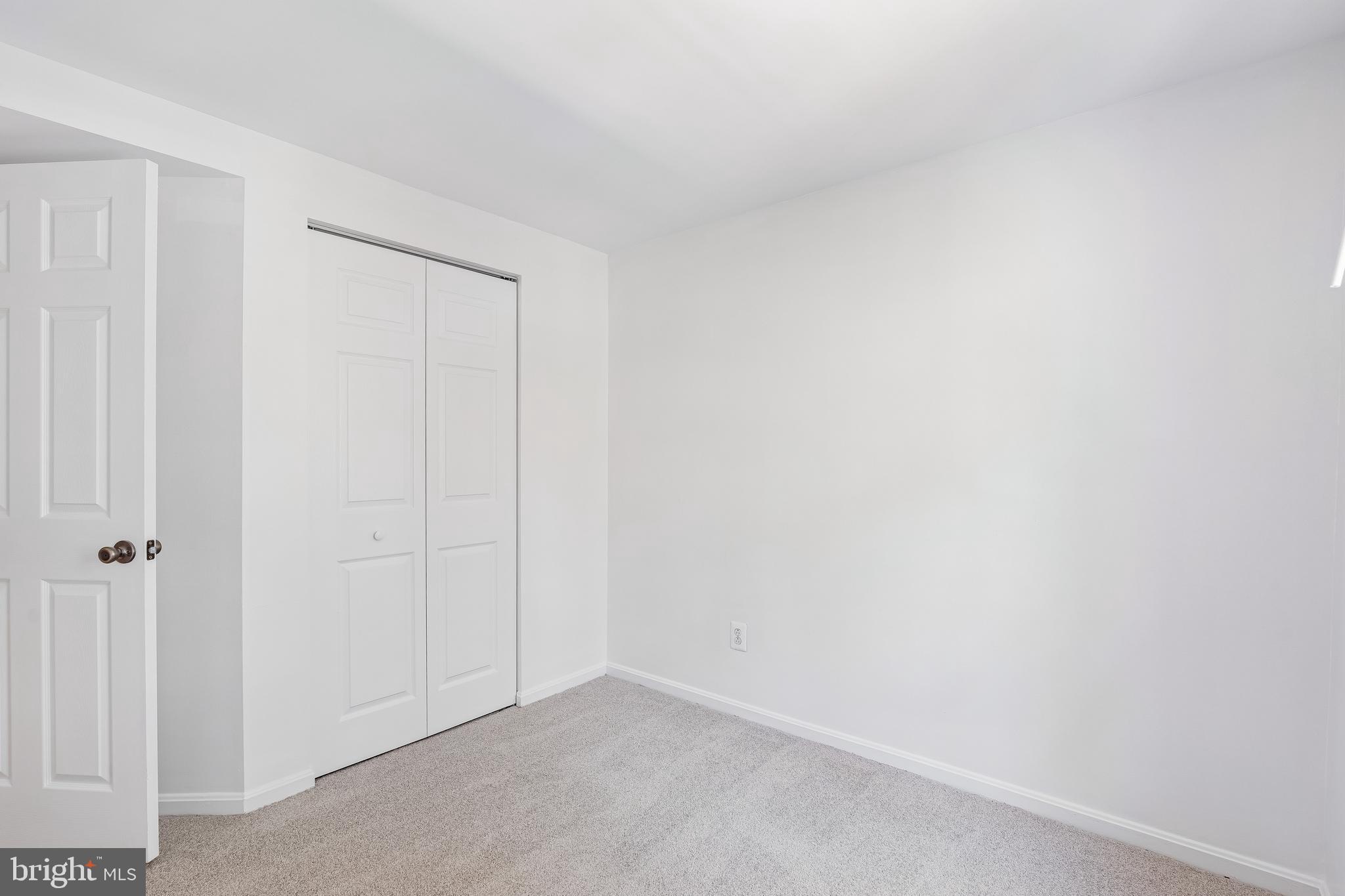 8541 HAWK RUN TERRACE