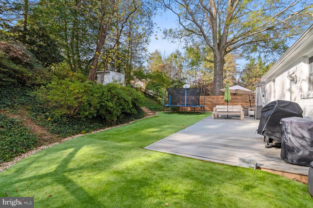 4914 FLINT DRIVE