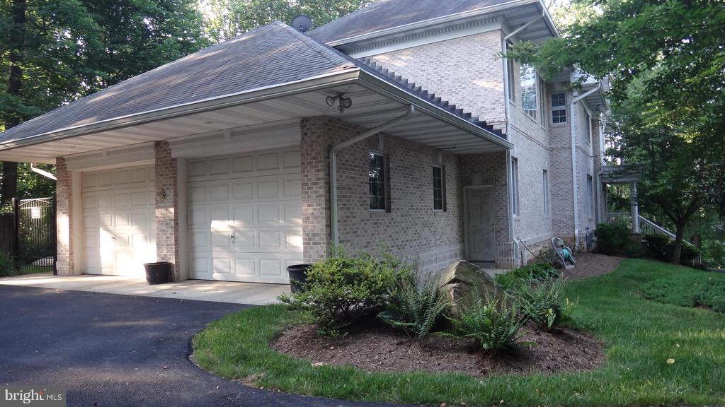 8309 OLD SEVEN LOCKS ROAD