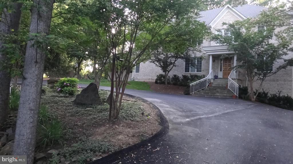 8309 OLD SEVEN LOCKS ROAD