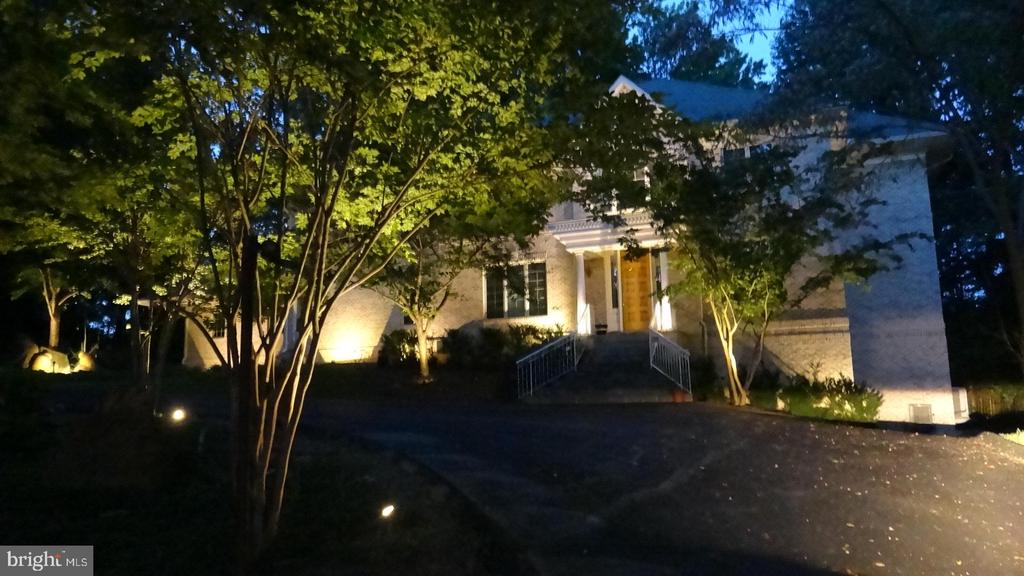 8309 OLD SEVEN LOCKS ROAD