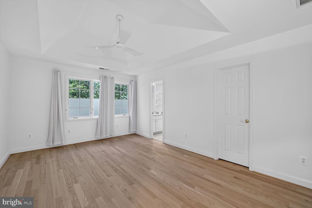 8309 OLD SEVEN LOCKS ROAD