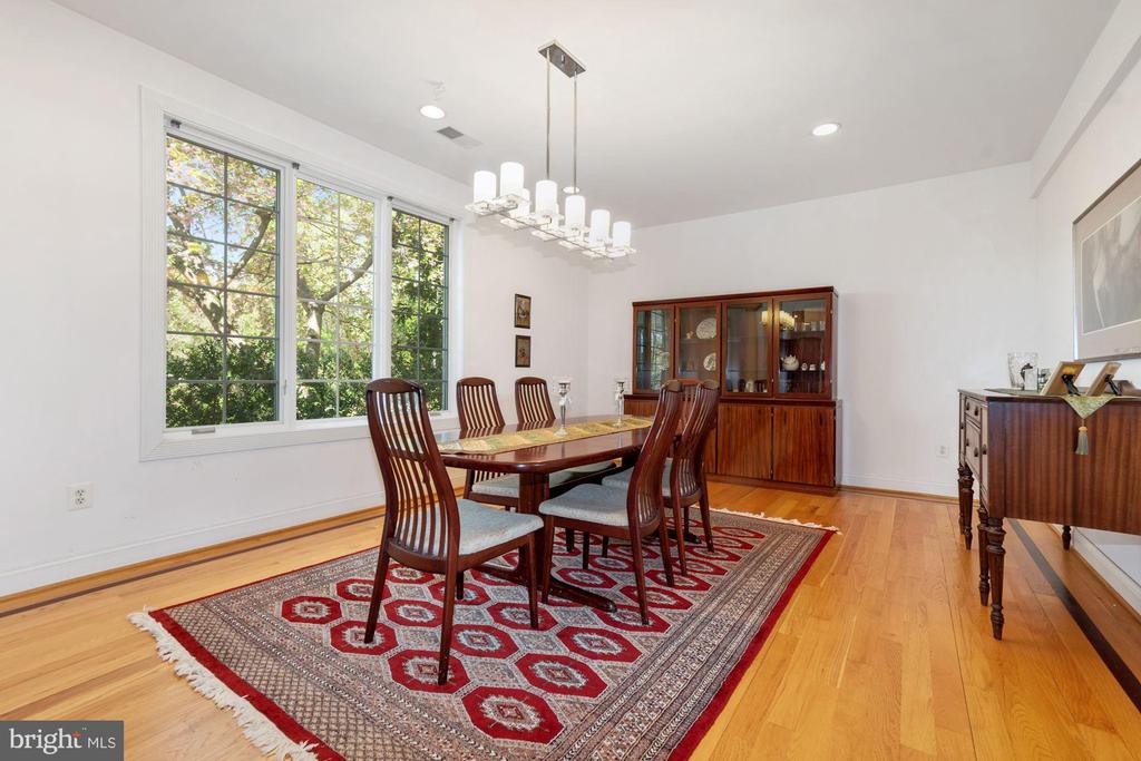 8309 OLD SEVEN LOCKS ROAD