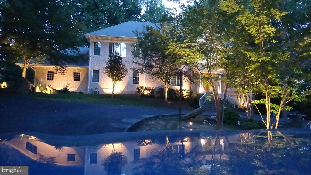 8309 OLD SEVEN LOCKS ROAD