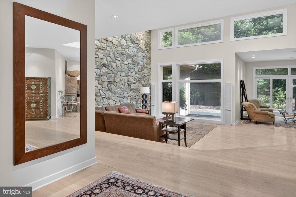 10801 BALANTRE LANE