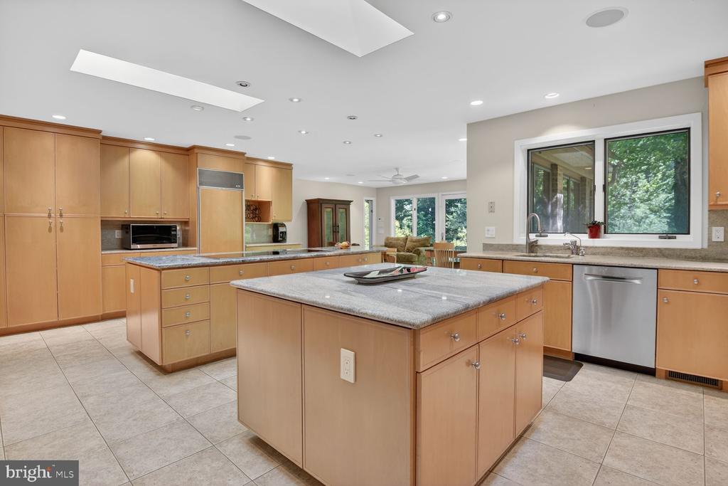 10801 BALANTRE LANE