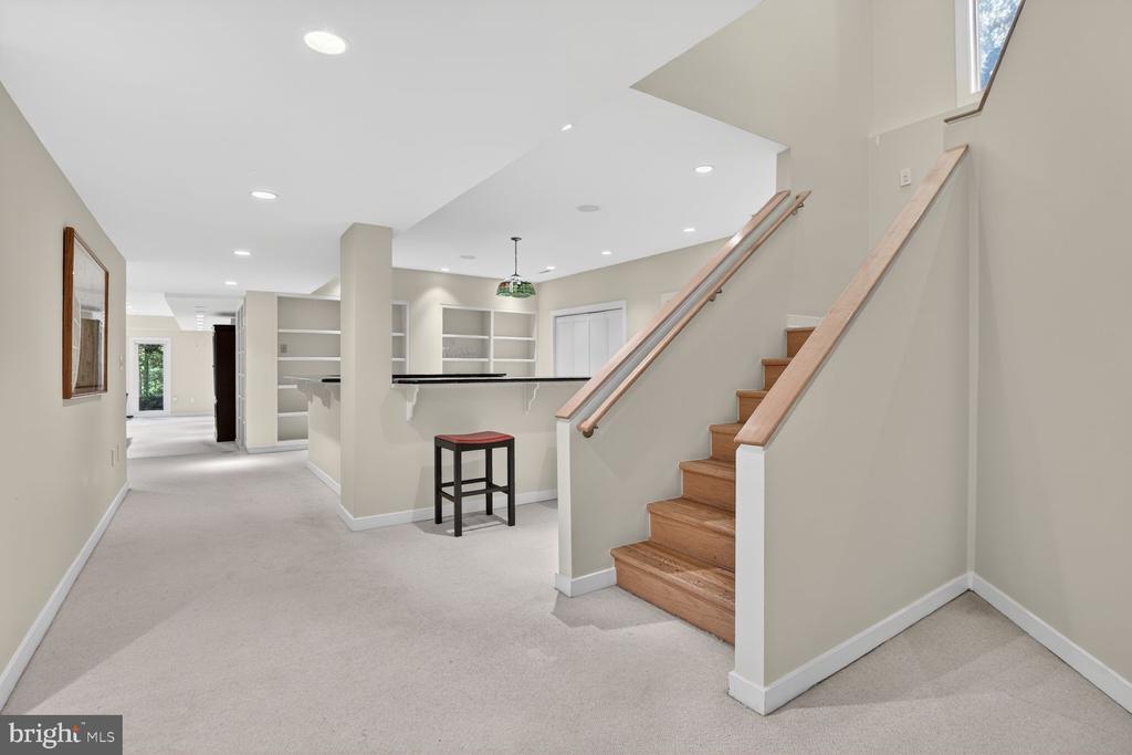 10801 BALANTRE LANE