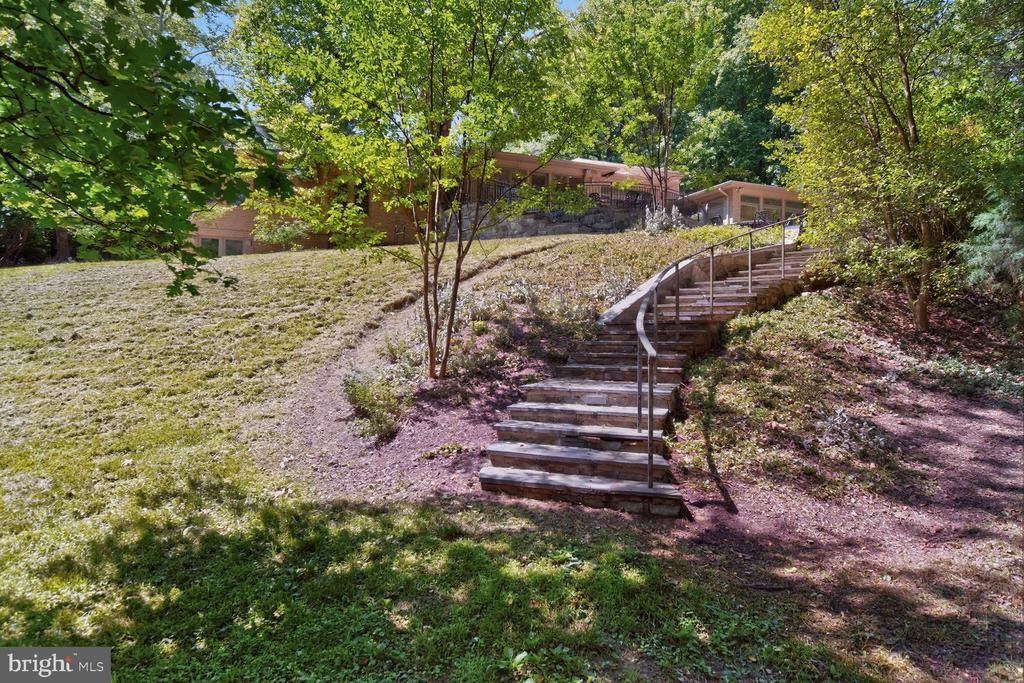 10801 BALANTRE LANE