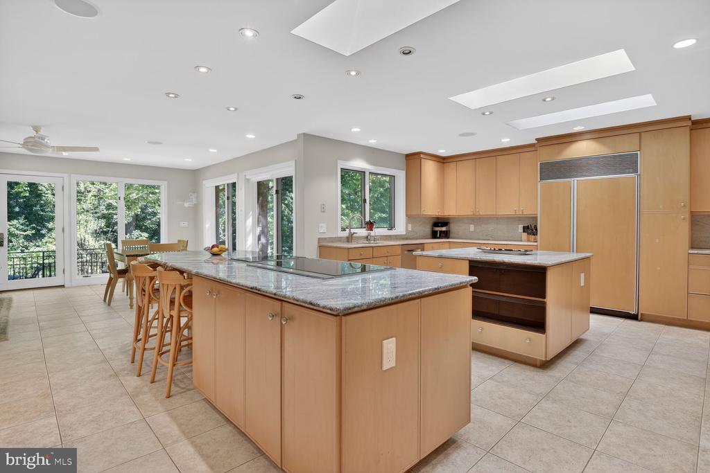 10801 BALANTRE LANE