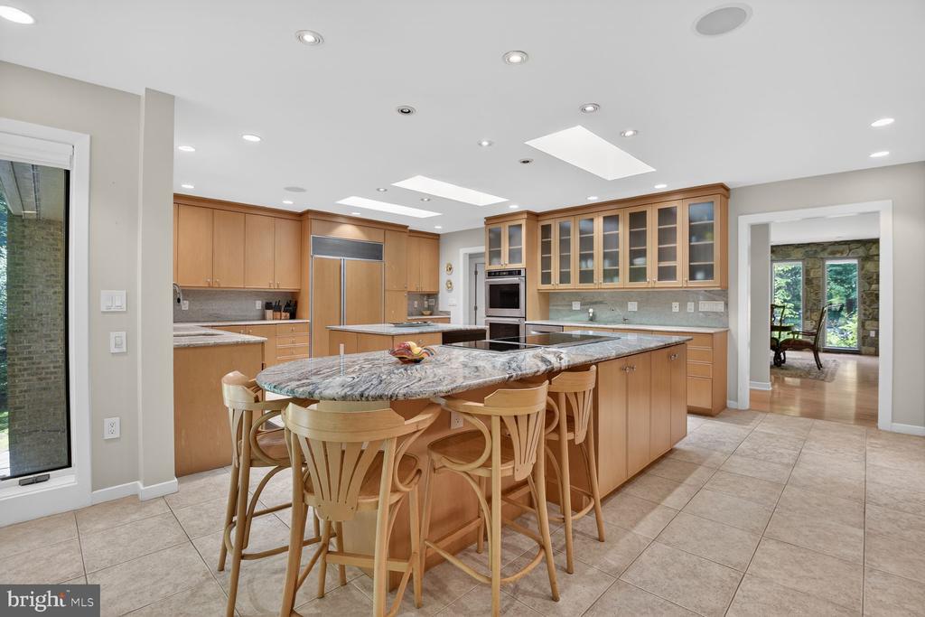 10801 BALANTRE LANE