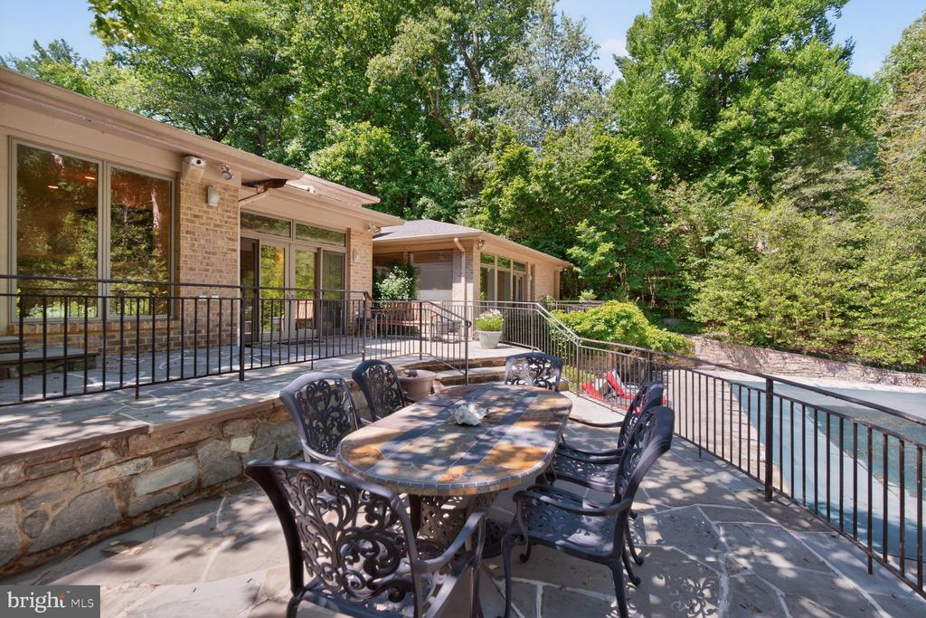 10801 BALANTRE LANE