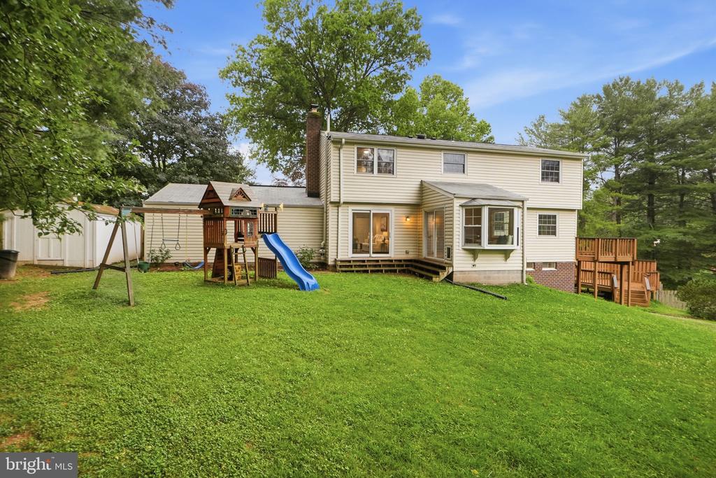 21 BELL BLUFF COURT