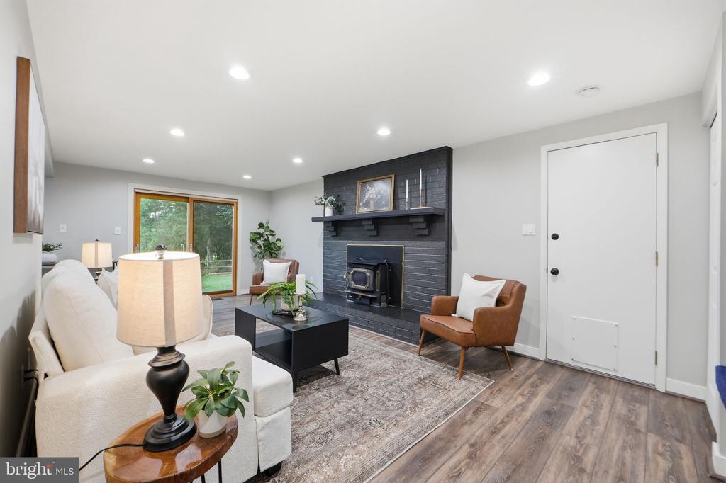 21 BELL BLUFF COURT