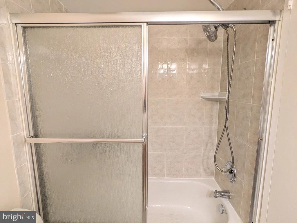17804 BUEHLER ROAD Unit: 149