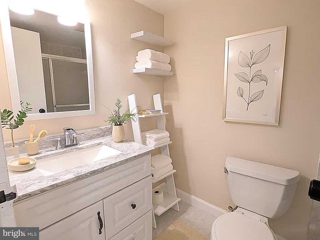 17804 BUEHLER ROAD Unit: 149