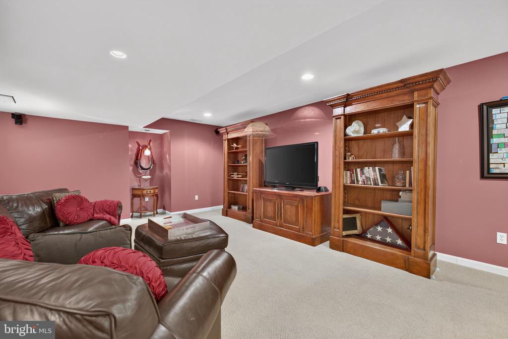13909 DARNESTOWN ROAD
