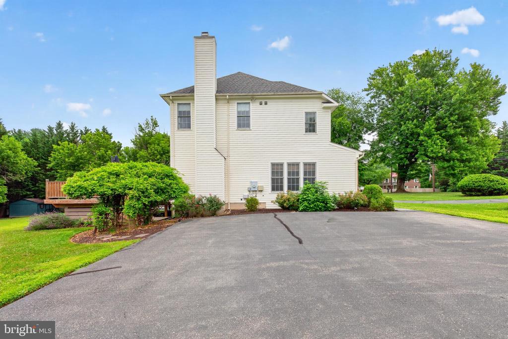 13909 DARNESTOWN ROAD