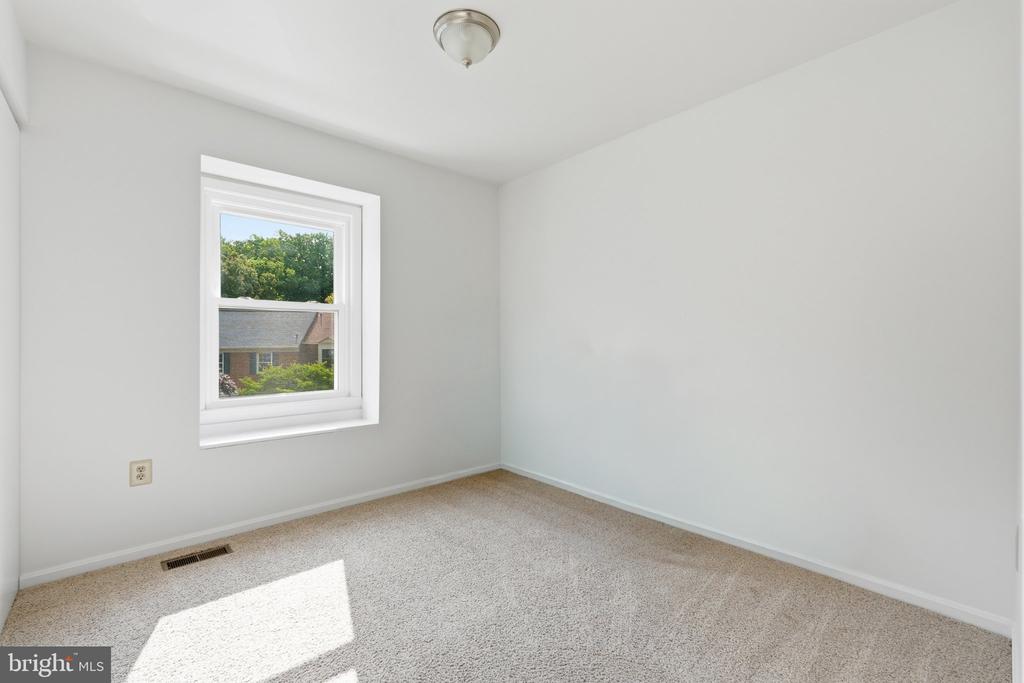 12 CATOCTIN COURT